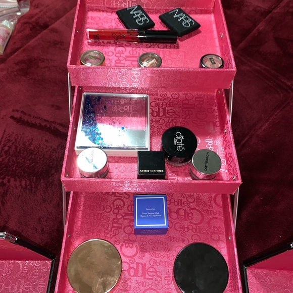 Caboodles box w/makeup included - Picture 2 of 4